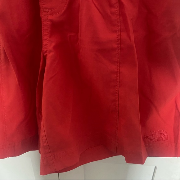 The North Face Men’s Shorts - Picture 2 of 5